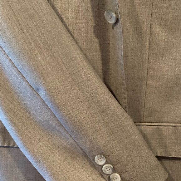 Perry Ellis Suit - Picture 6 of 7